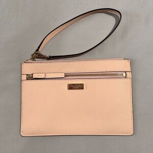 Gently Used - Kate Spade Laurel Way Tinie Wristlet
